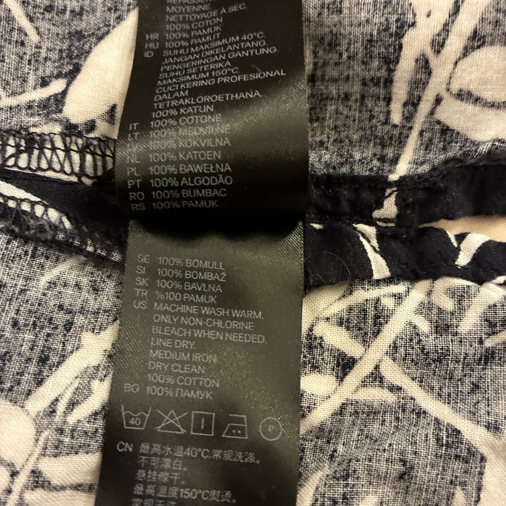 H&M Black and White Bamboo Leaf Button Up Print Shirt - Picture 6 of 7